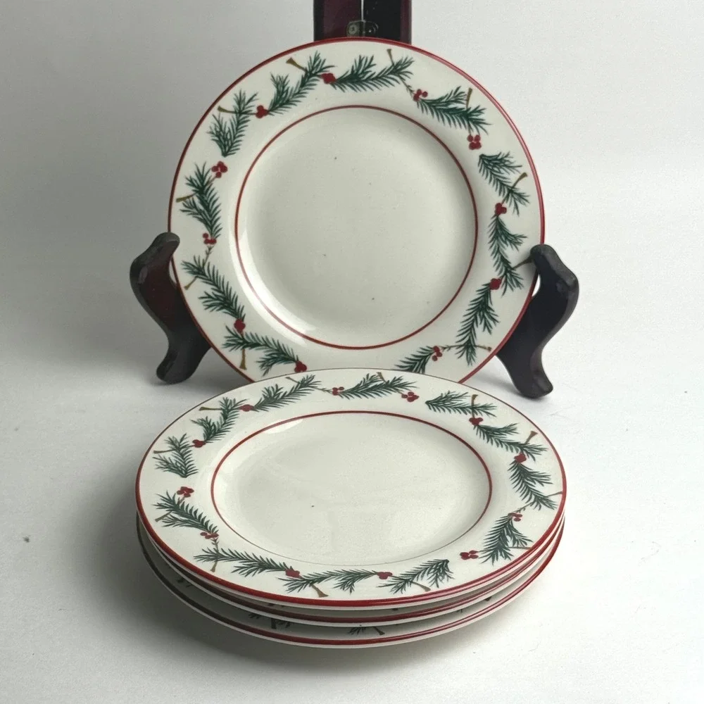 Farberware Holiday Snowman 4380 Salad‎ Plates Set of 4 Pine Berry 6.5 Inch
